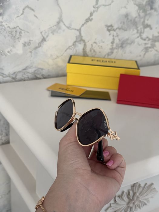 Солнцезащитные очки люкс бренд ромб