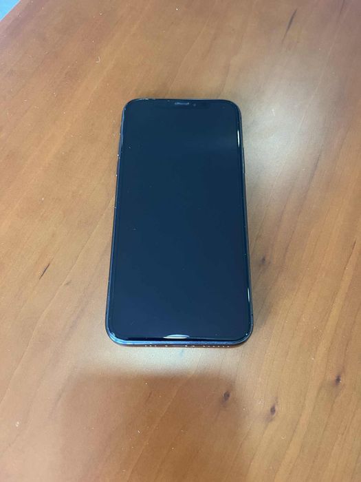 iPhone XS 64 GB Preto em muito bom estado