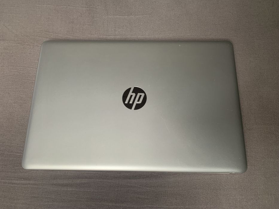 •• laptop Hp da0054nw i5 8th ••