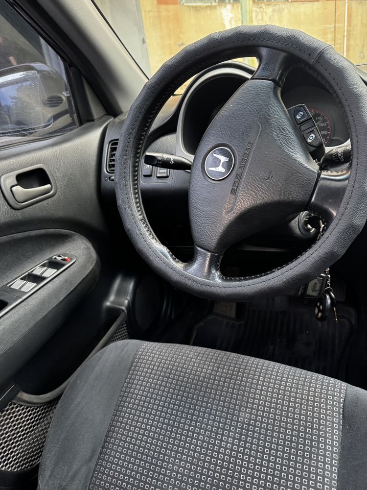 Honda HR-V 2005 год 1.6 Бензин Автомат Кондиционер