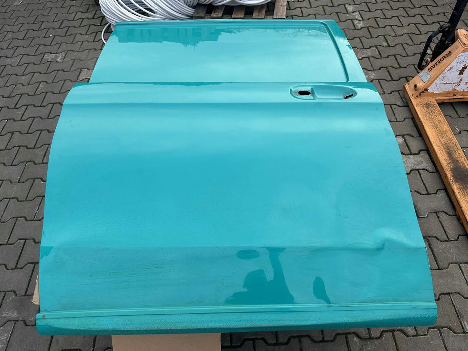 Drzwi boczne prawe Mercedes Vito W447 ładne, uszkodzone