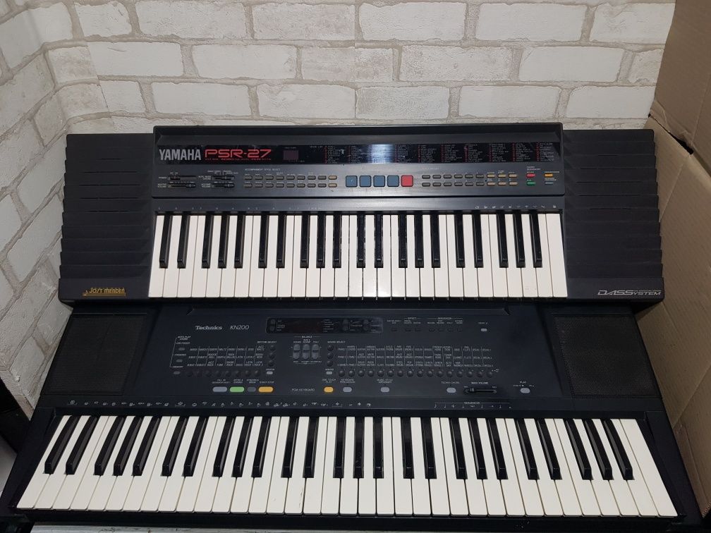 Синтезатор Yamaha PSR-27/Technics NR200 б/у з Німеччини