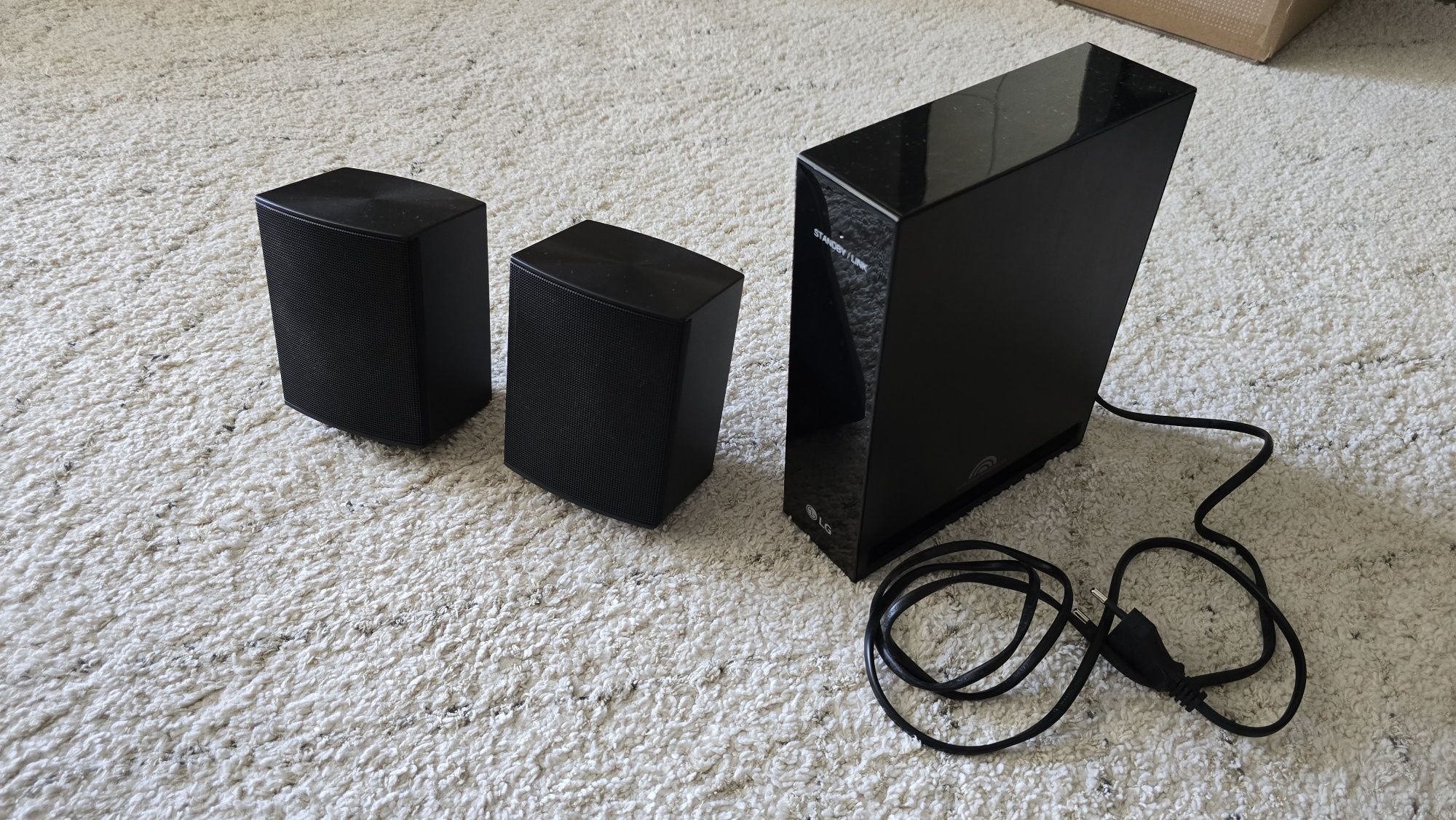 Vendo LG Wireless Soundbar SJ4R