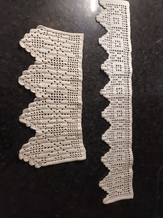 4 Bicos de Croché feitos em linha muito fina.