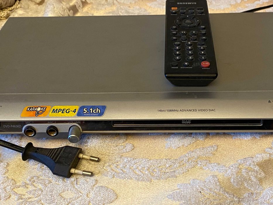 DVD проигрыватель с караоке DVD-P465KD