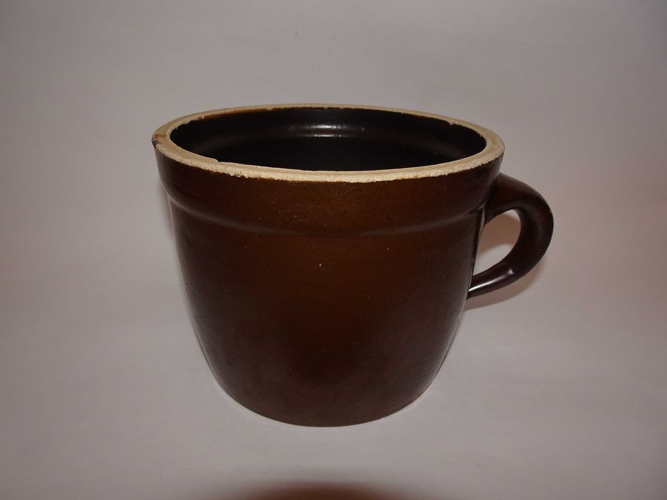 Bochnia, kamionka Prl, gliniany garnek, garnek na ogórki, smalec