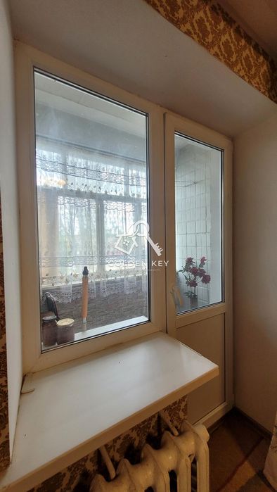 Продаж 4-кімнатної квартири на пл.Артема