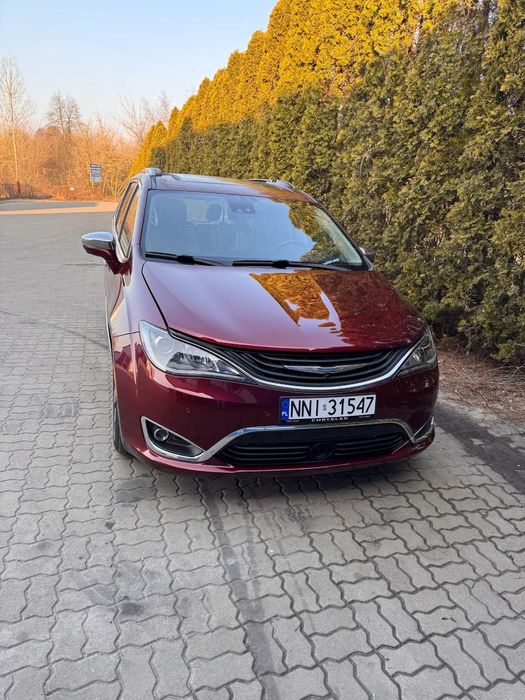 Chrysler Pacifica Bogate wyposażenie Niski przebieg HYBRID