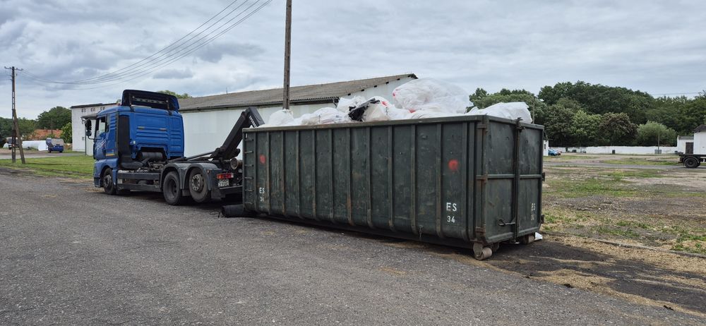 Zbiórka zużytej folii rolniczej