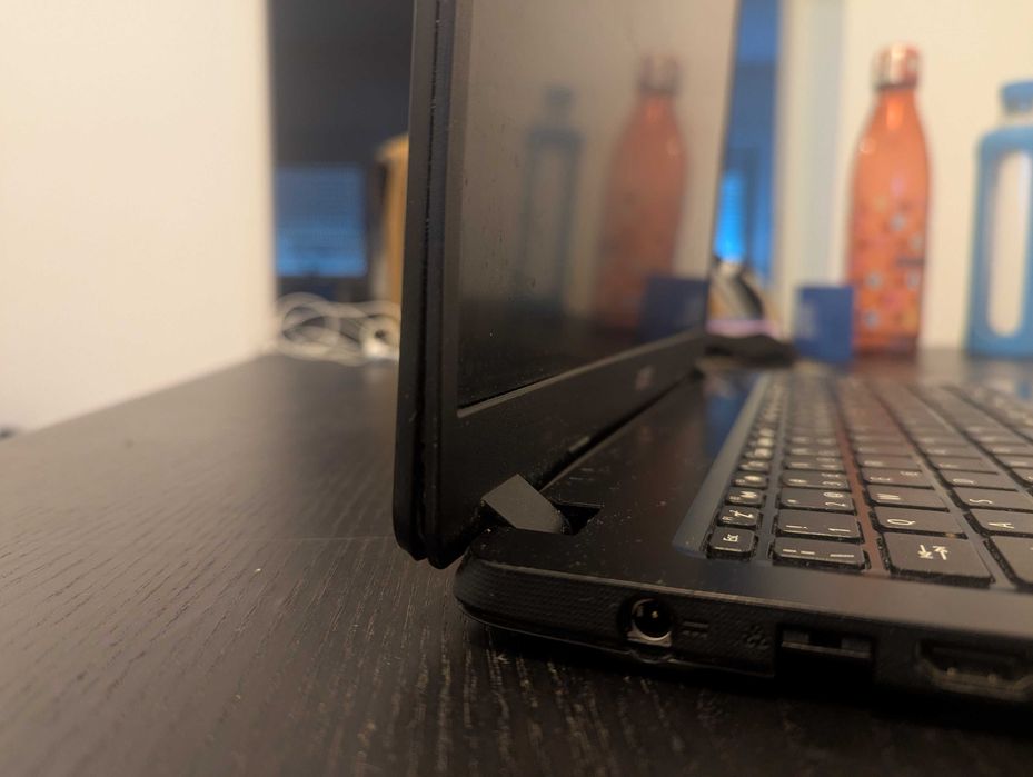 Acer Aspire 3 - A315-56 usado