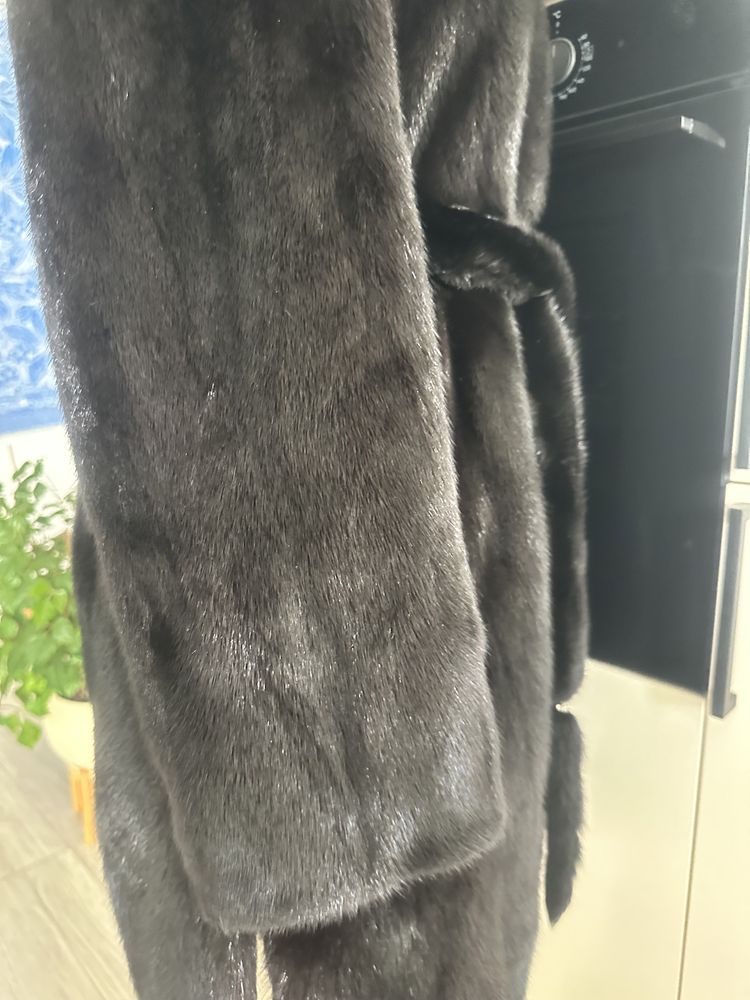 Продаю норковую шубку