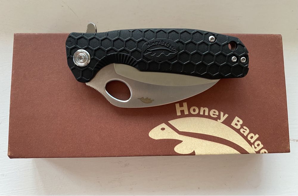 Ніж складний Honey Badger Claw