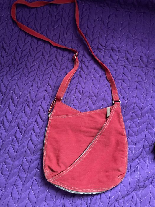 Сумки через плече, стиль 2000s