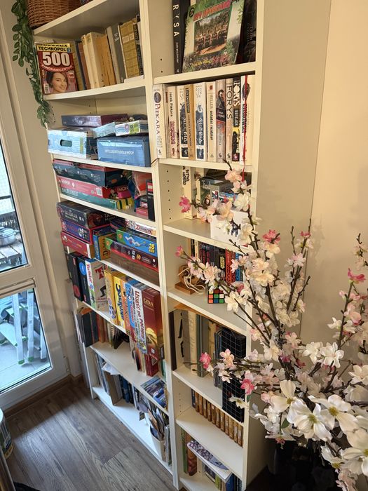 Biblioteczka/4 regały Billy Ikea za mniej niż 50% ceny.