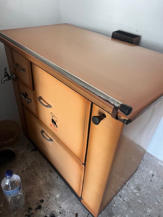 Vendo Fogão a Lenha