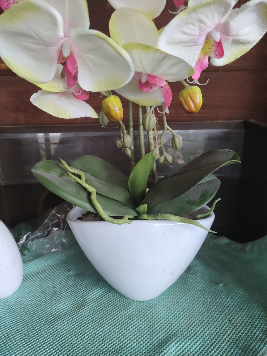 Sztuczna orchidea