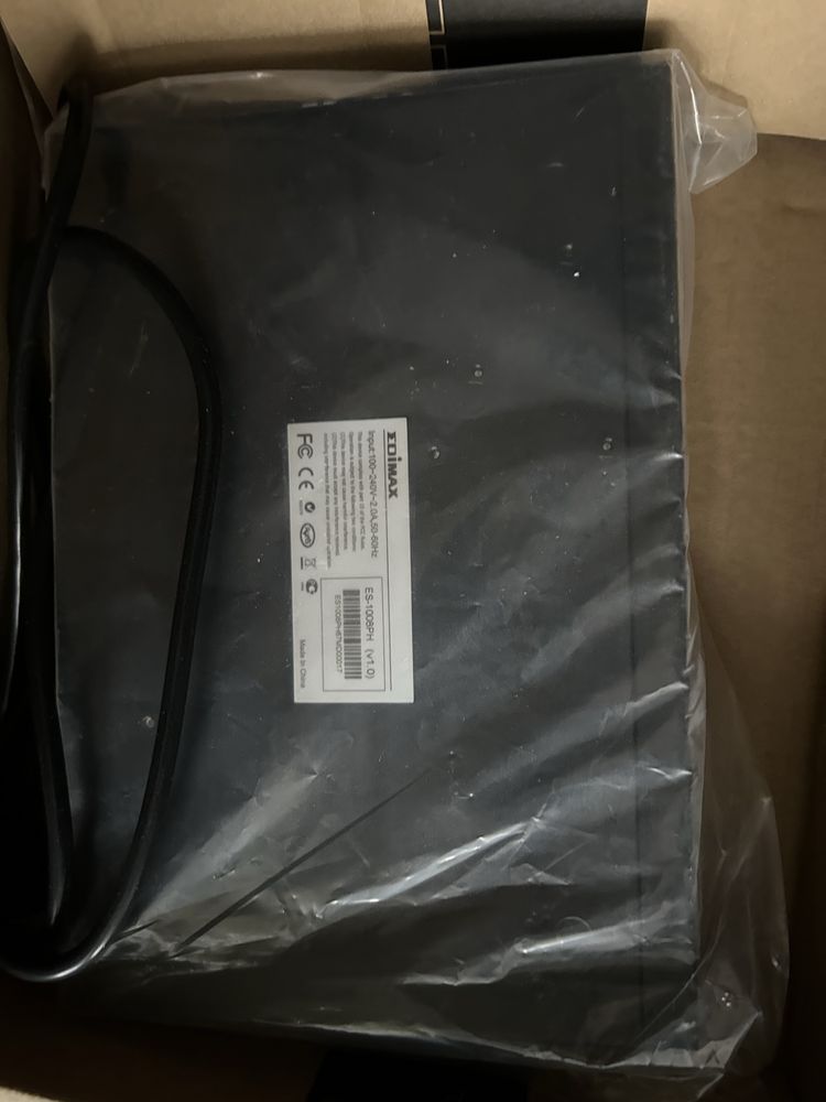 Свіч edimax 1008ph (poe порти)