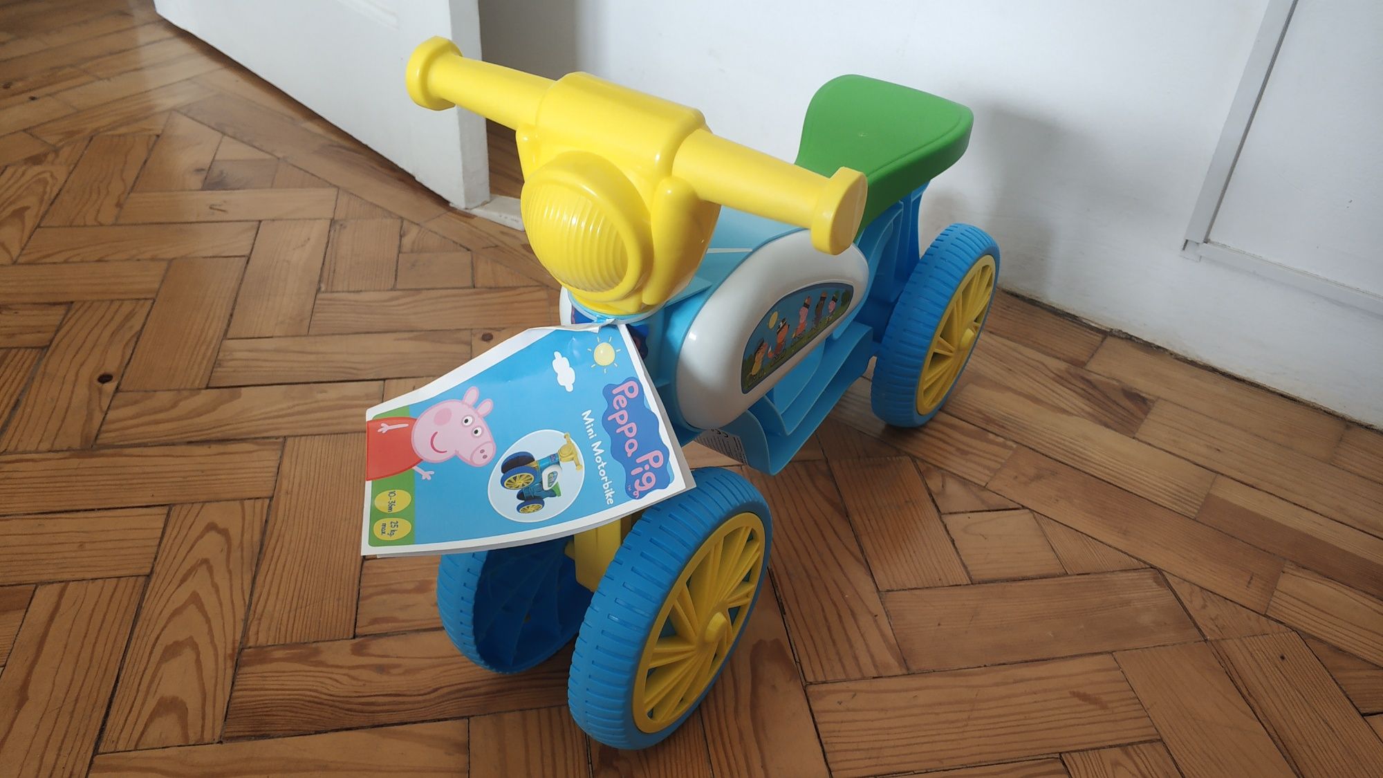 [Novo] Bicicleta com 4 rodas para Bebés +10m