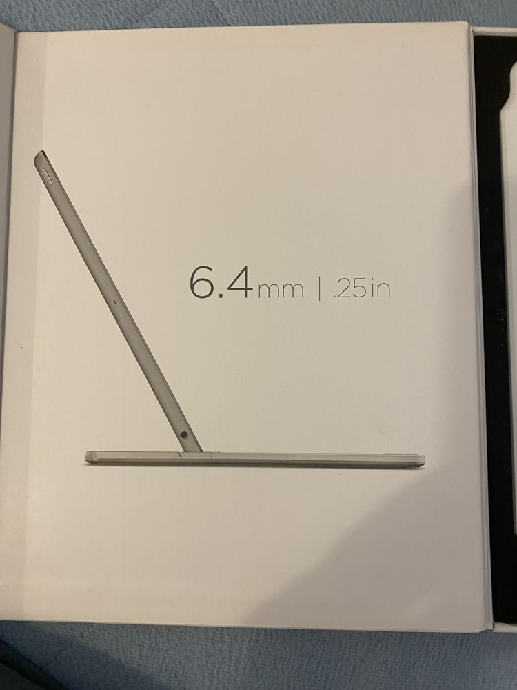 Клавиатура чехол iPad Air Logitech