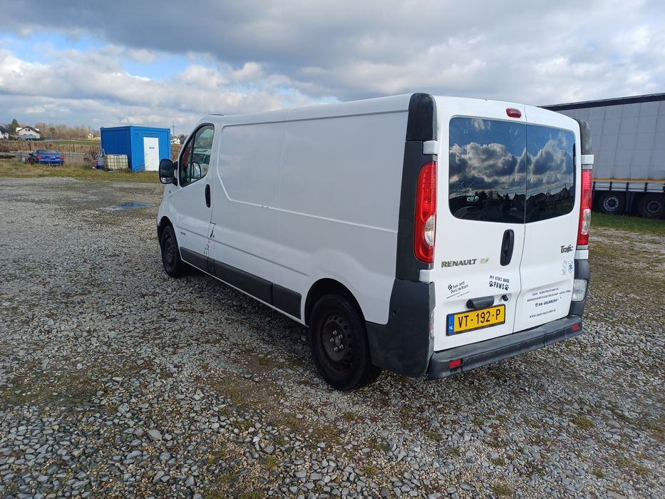 Renault  Trafic  dlugi