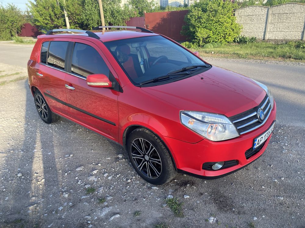 Продам Geely mk cross