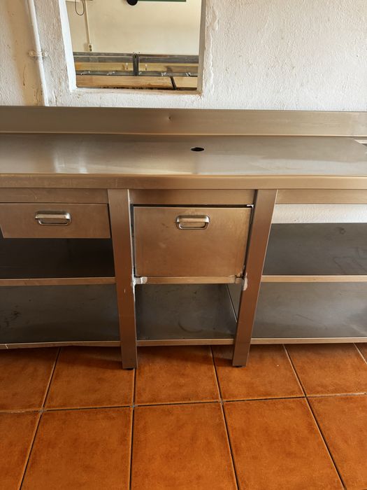 Bancada de inox tripla