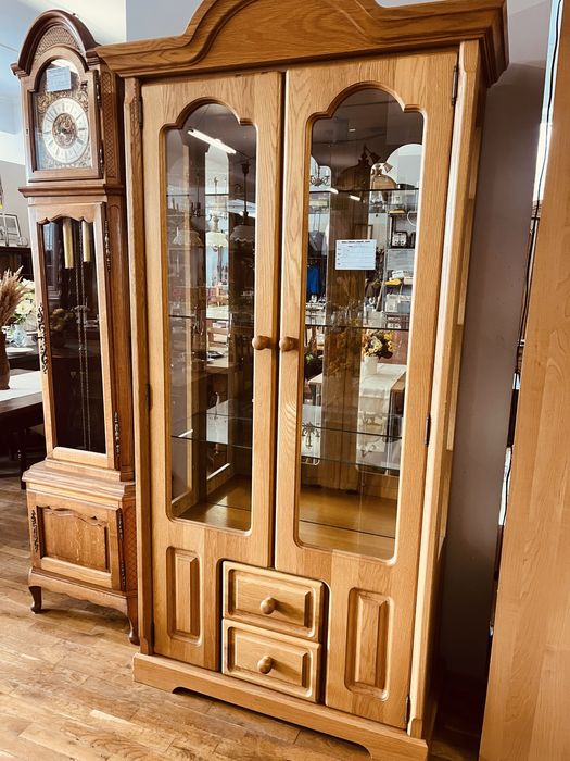 Przeszklona witryna przywieziona z Holandią Dębowa