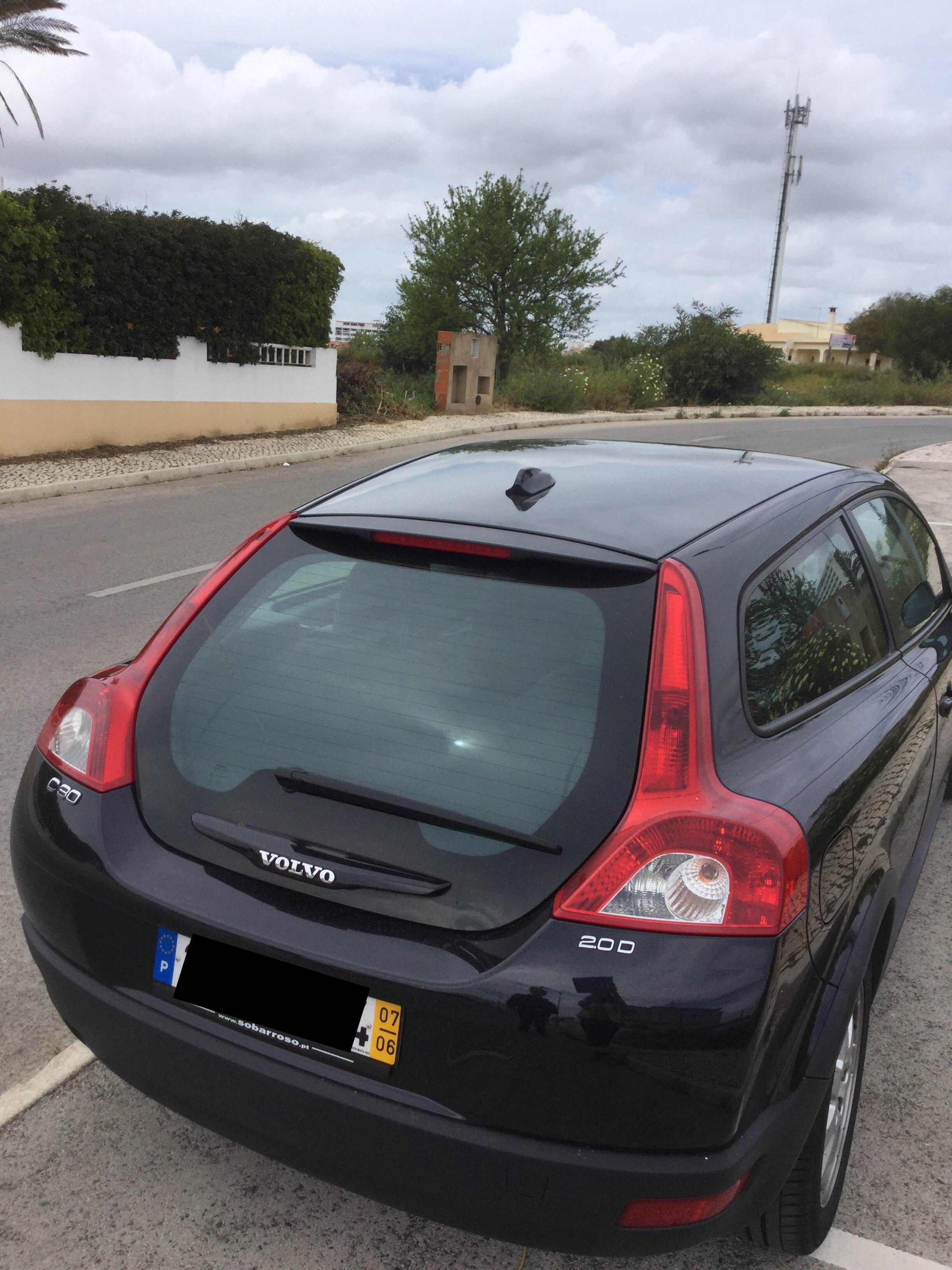 Volvo C30 2.0D Estofos em Couro