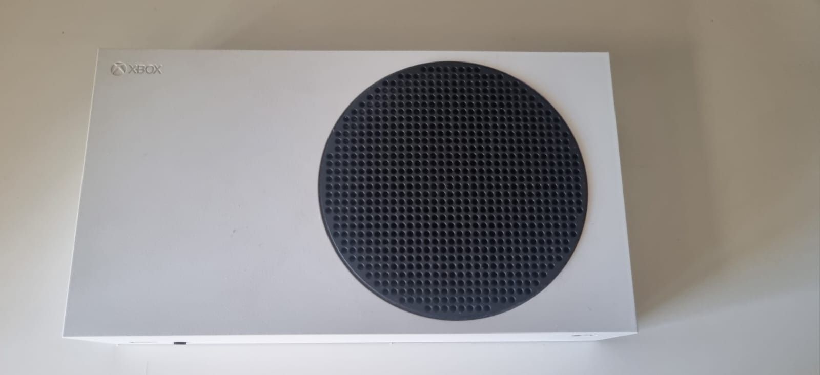 Xbox series s 512Gb + 2 comandos e cabos

- Cabos Força e HDMI
-2 C