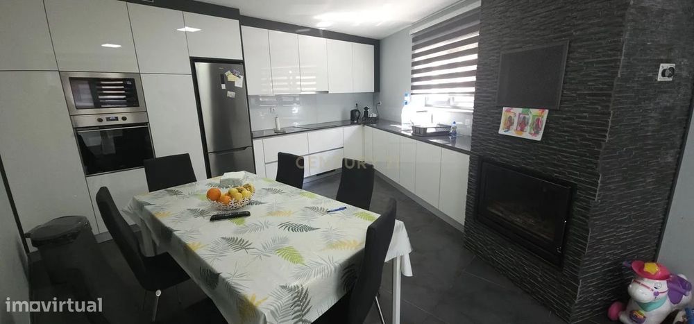 Moradia recuperada em Pedra