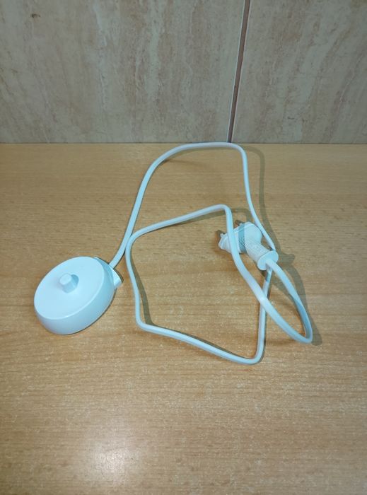 Ładowarka do szczoteczki elektrycznej Braun Oral-B typ 3757