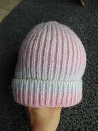 Zimową czapka dziewczęca, cieniowana, rozciągliwa, r. 56