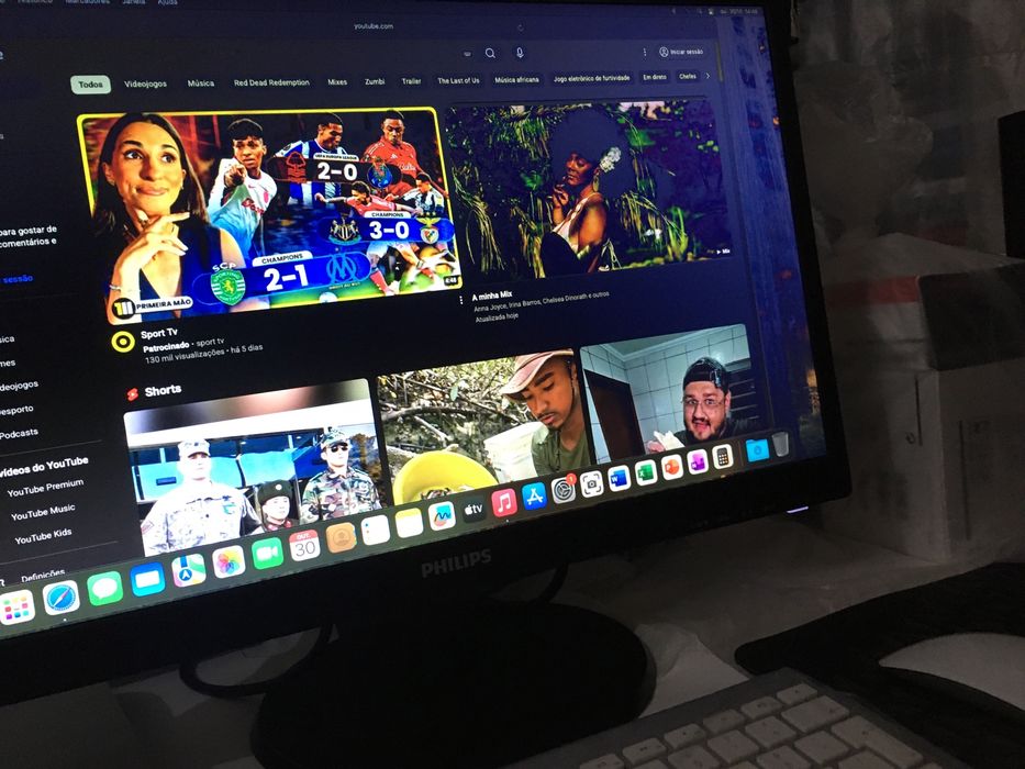 Monitor Philips LED 1080p Full HD  22” com HDMI