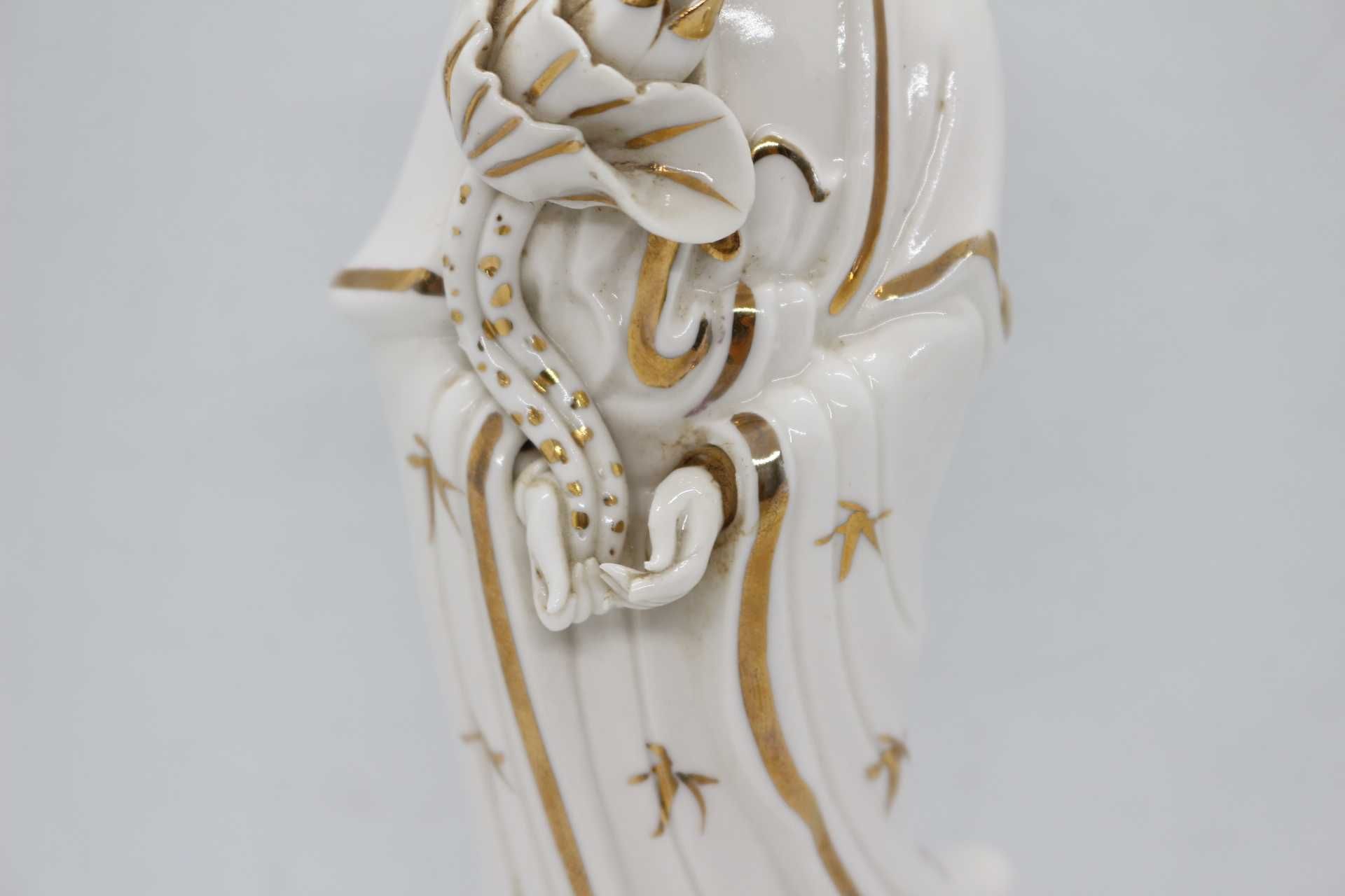 Guan Yin Completa 24 A cm Porcelana Chinesa a Ouro XIX