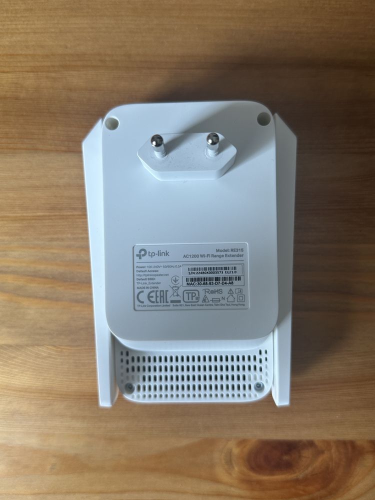Wzmacniacz sygnalu TP Link Mesh Wifi extender AC1200
