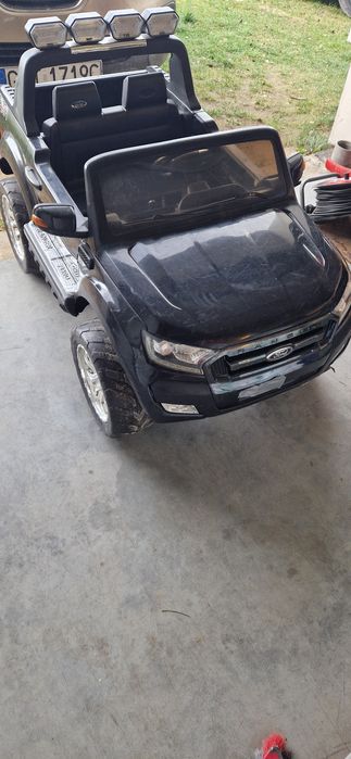 Ford Ranger 4x4 na akumulator