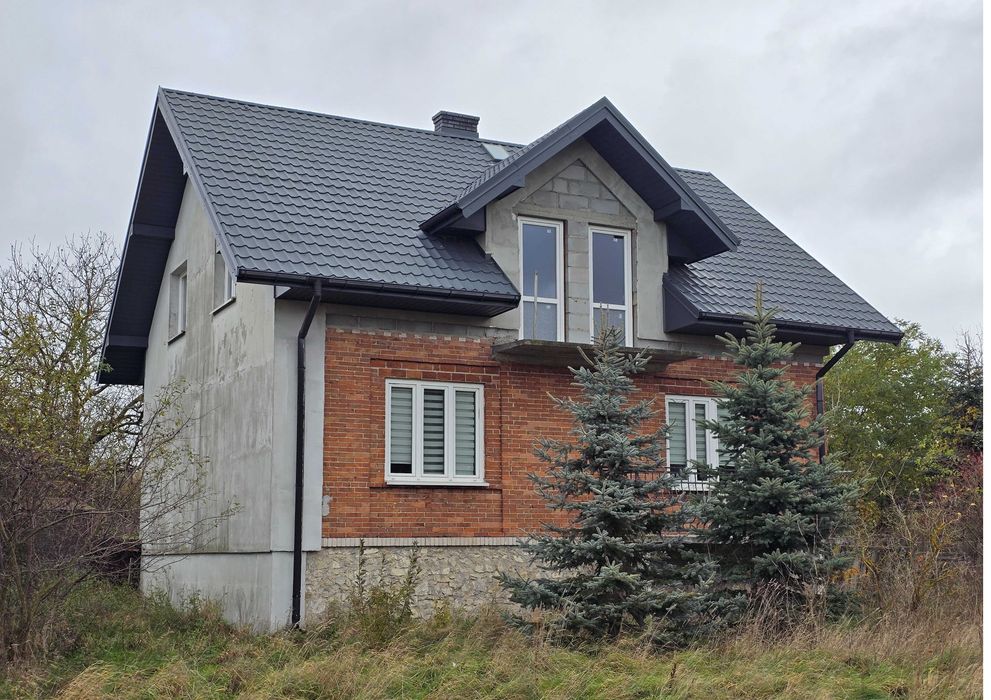 Dom 90m2, garaże, działka 1,22ha - Szczaworyż k.Buska-Zdroju