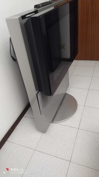 Vendo televisão marca bang & olufsen , transporte a carga do comprador