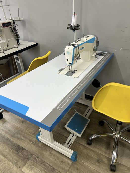 Прямострочка Оверлок швейні машинки