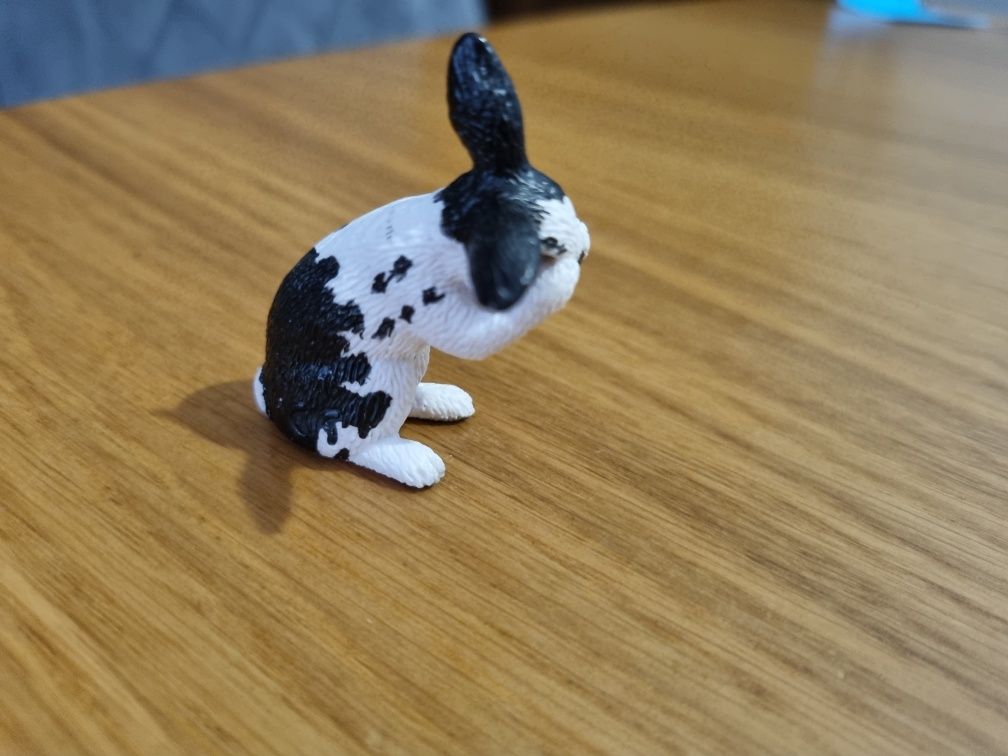 Królik schleich figurka