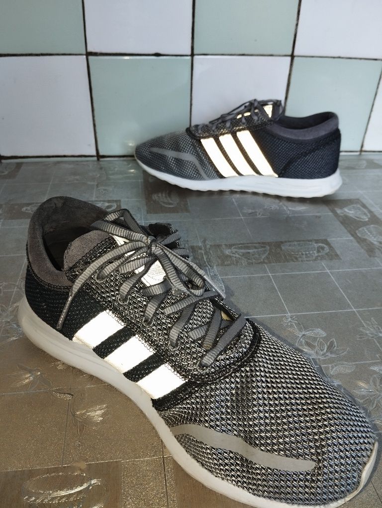 Adidas Los Angeles p.44 ZX, gazelle, nmd r1,u path, EQT