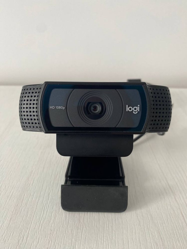 Веб-камера Logitech HD C920