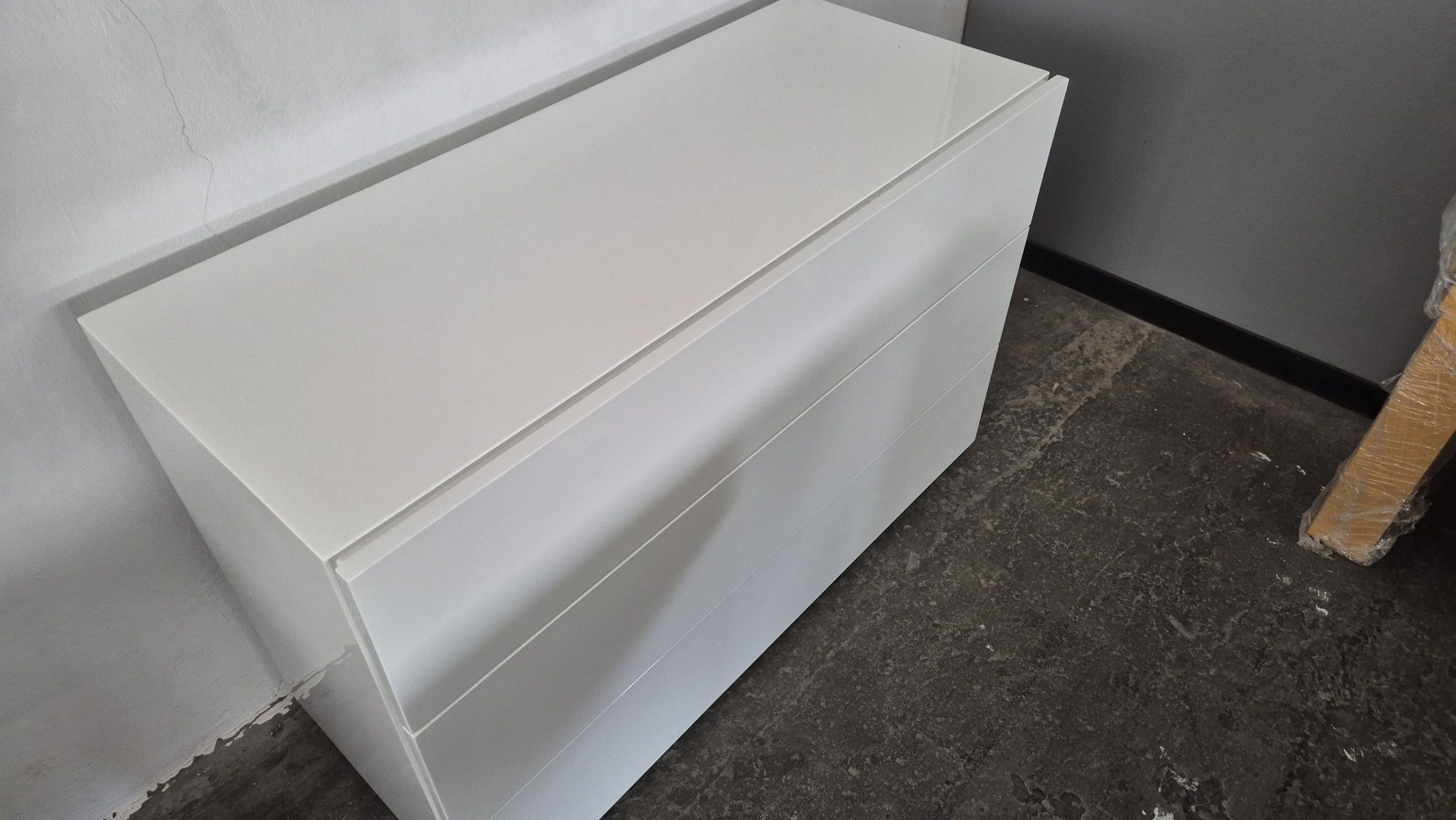 Cómoda 3 Gavetas Lacada Branco Alto Brilho