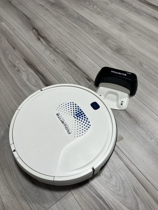 Робот пилосос rowenta