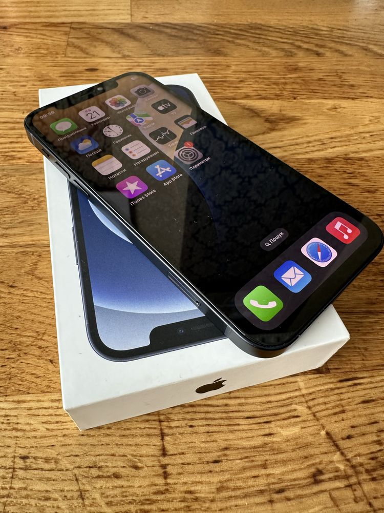 Iphone 12 128 gb. В гарному стані.