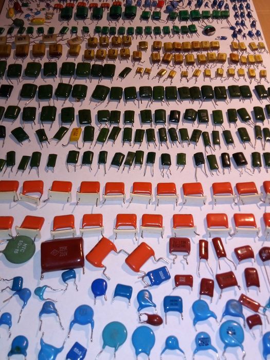 Kondensator, tranzystor