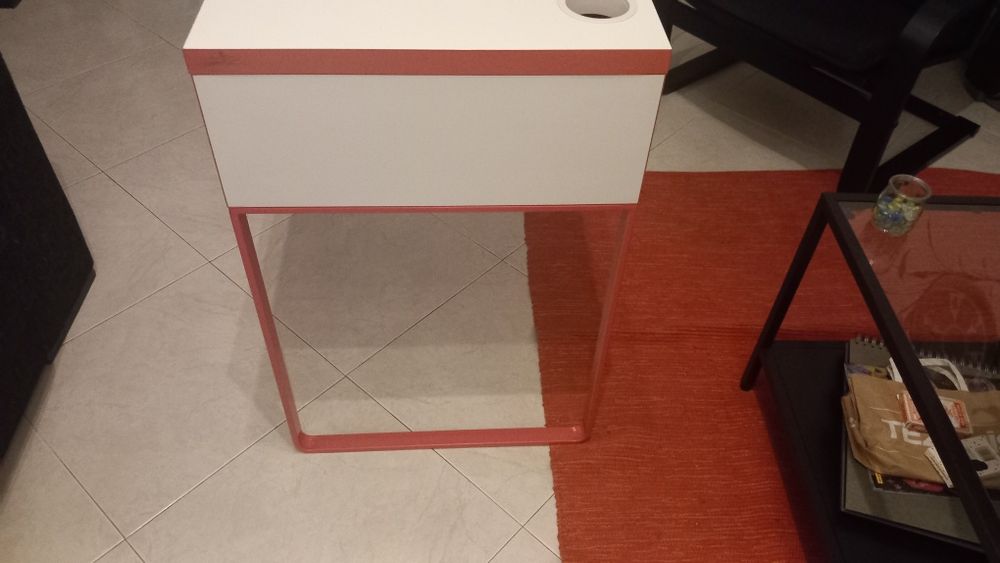 Secretária de criança