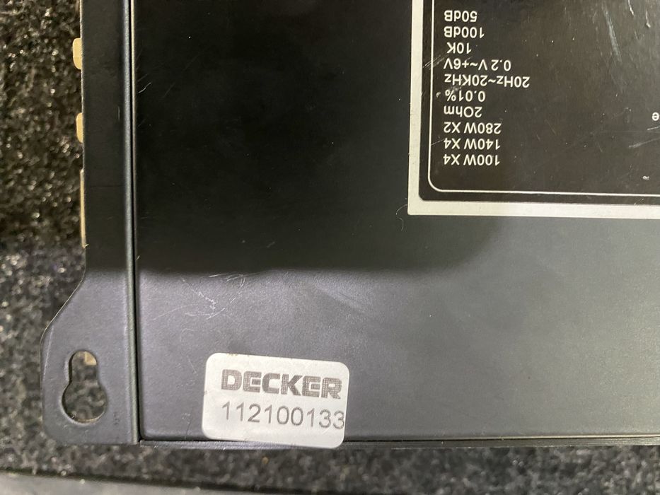 Усилитель 4х канальный DEKCER 4.100