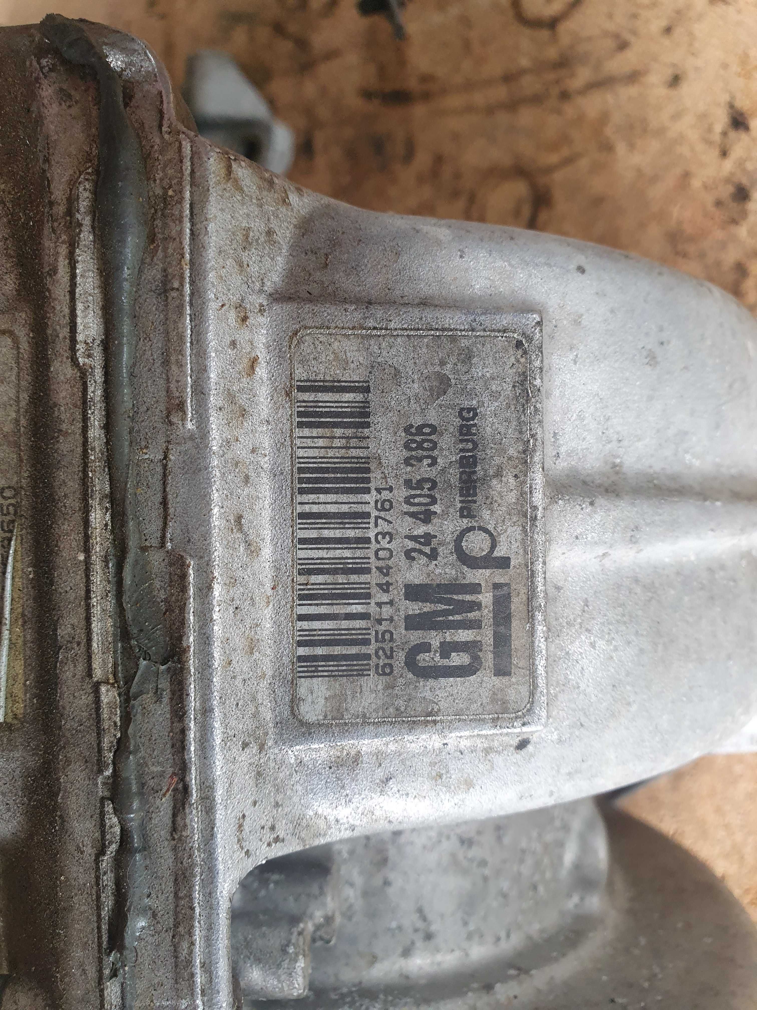 Kolektor ssący listwa wtryskowa Opel Astra H 3 III 1.8 benzyna z18xe