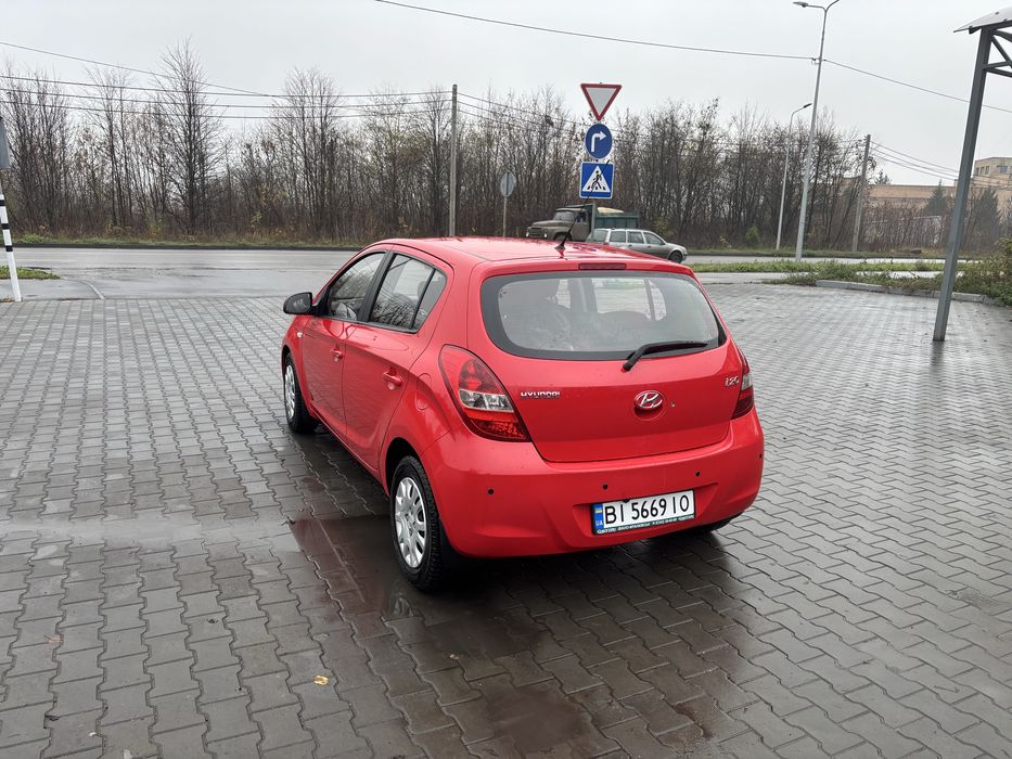 Hyundai I20 1.4 автомат